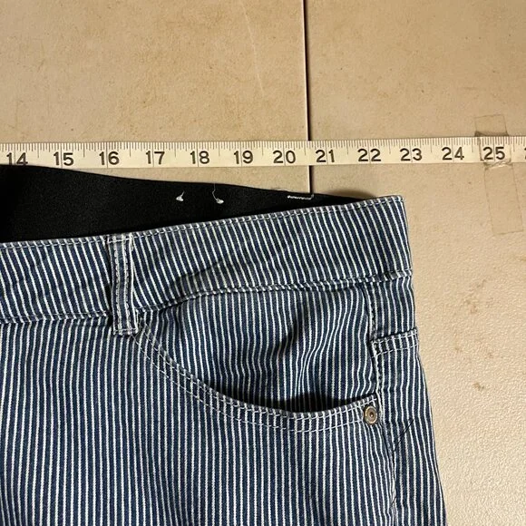 Avenue Denim Blue Striped Crapri Jeans 24W | Railroad Stripe | Plus Size - Picture 8 of 11